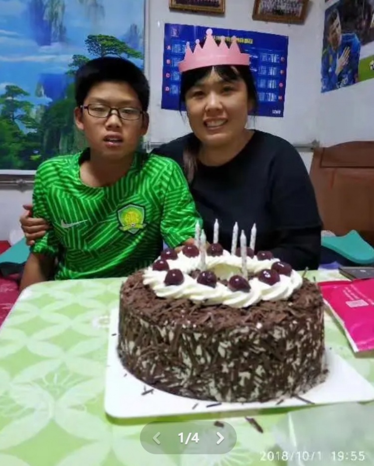  郭嘉璇母親曬照悼念兒子：璇兒生日快樂，希望天堂幸福
