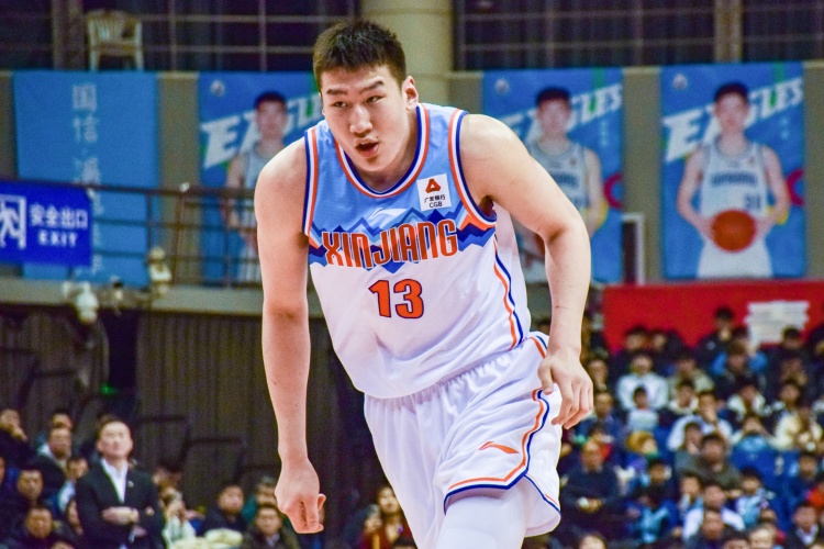  高效輸出！李炎哲半場7中5拿到12分2板1助1斷2帽