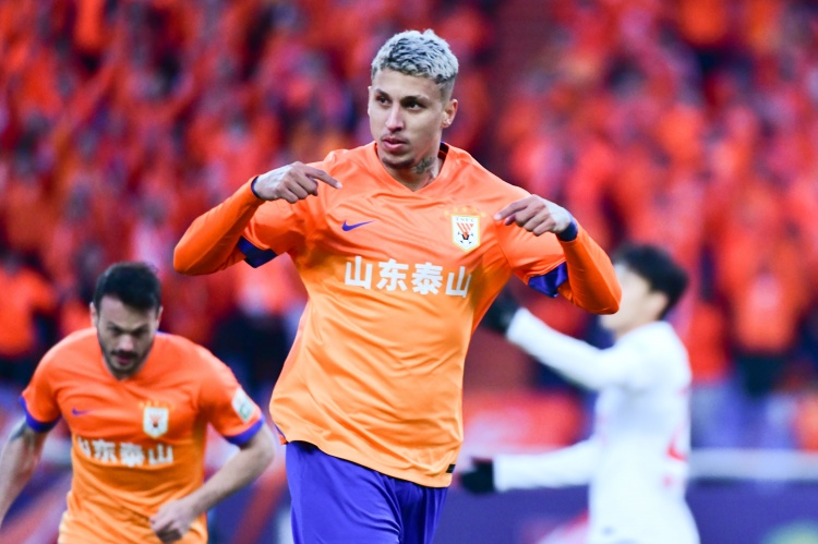  克雷桑：今天我們有理由慶祝，五外援對提升勝率會有非常大的幫助