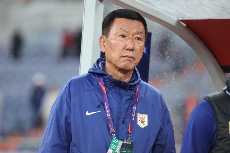  崔康熙：間歇期被抽調(diào)了很多球員訓練受影響，國腳每人狀態(tài)不同