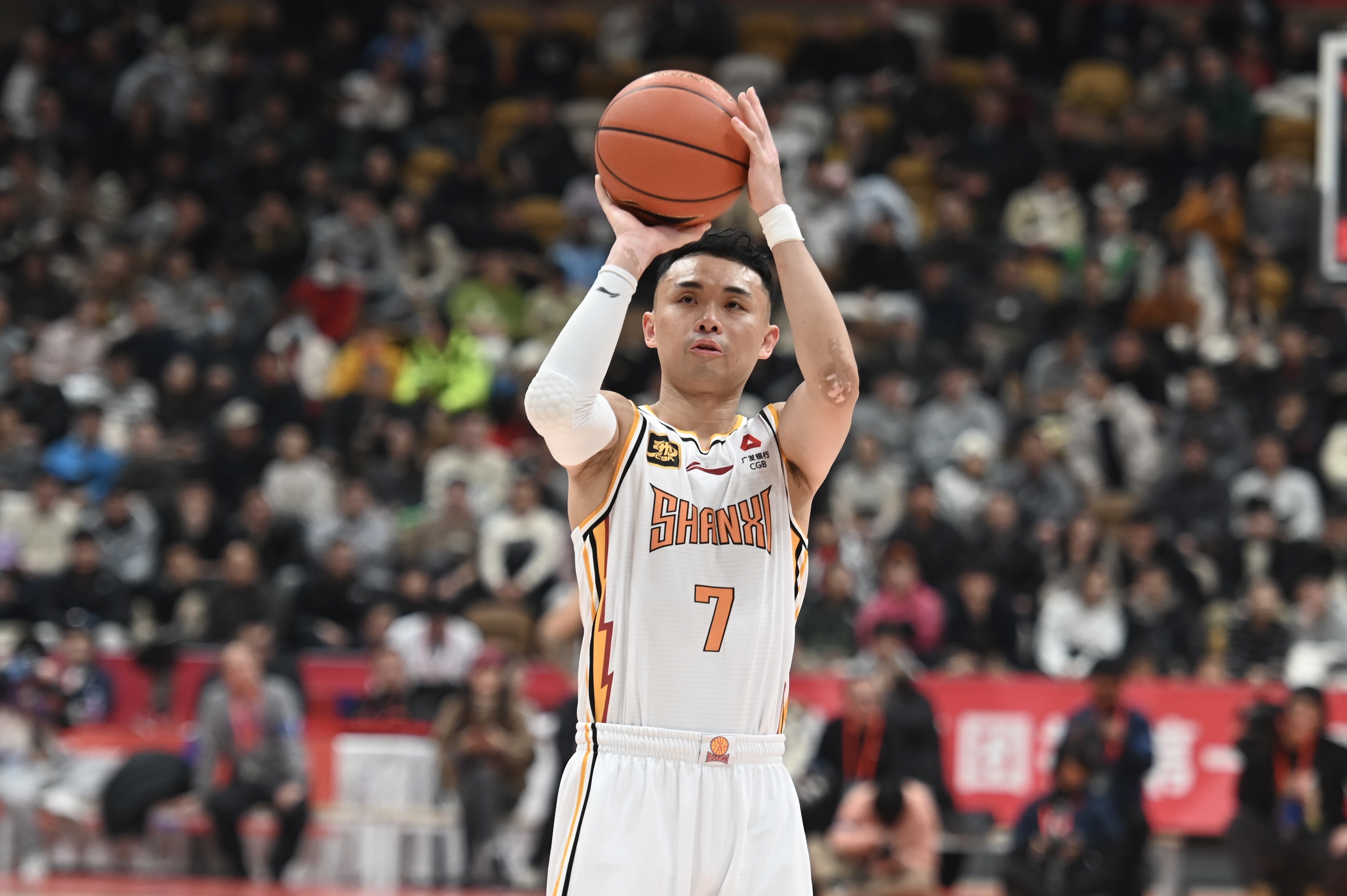  無(wú)奈輸球！原帥15投7中&三分11中4 得到18分4板5助0失誤